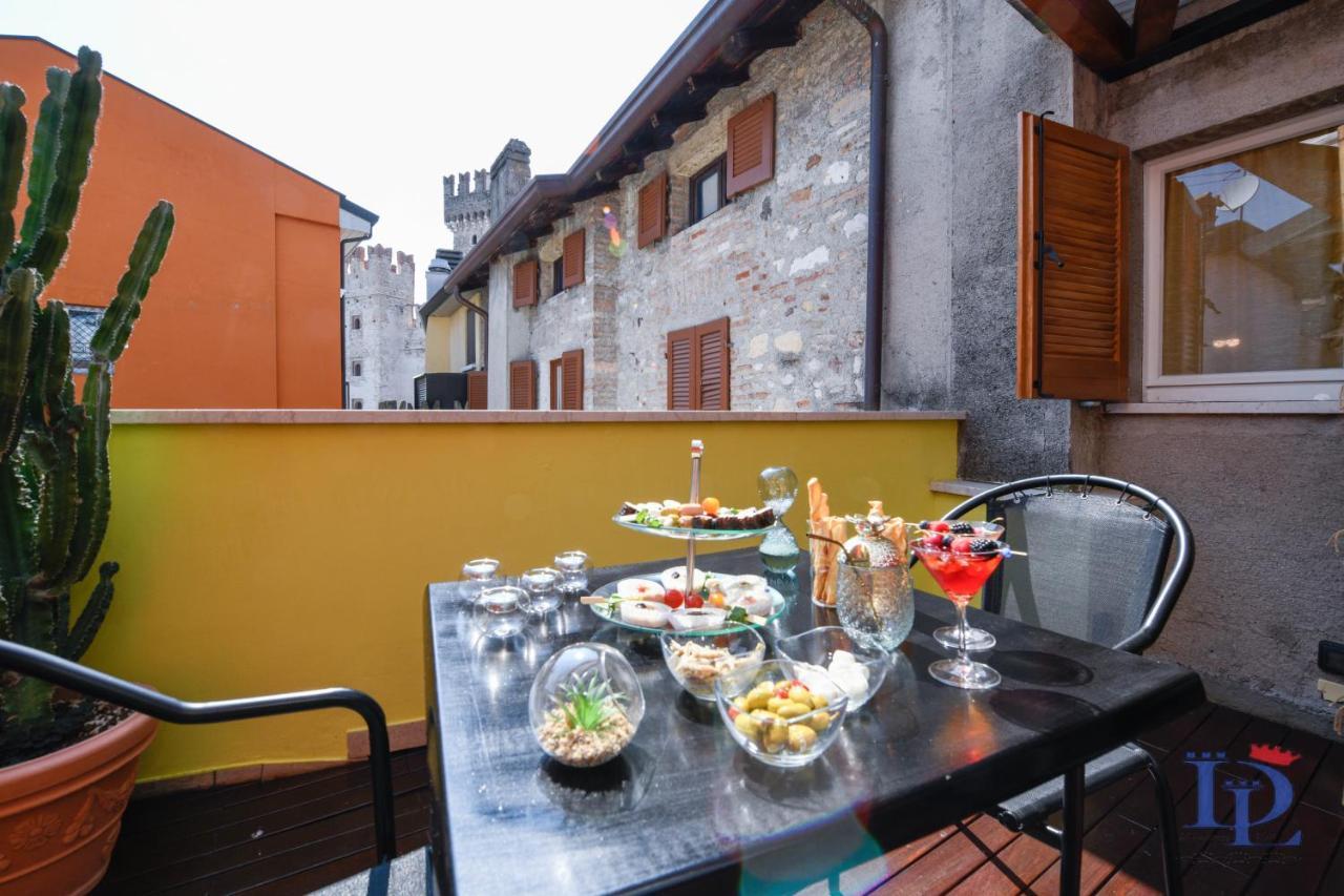Desenzanoloft Official Partner Marriott Homes & Villas - Queen Of Sirmione Castle View Bagian luar foto
