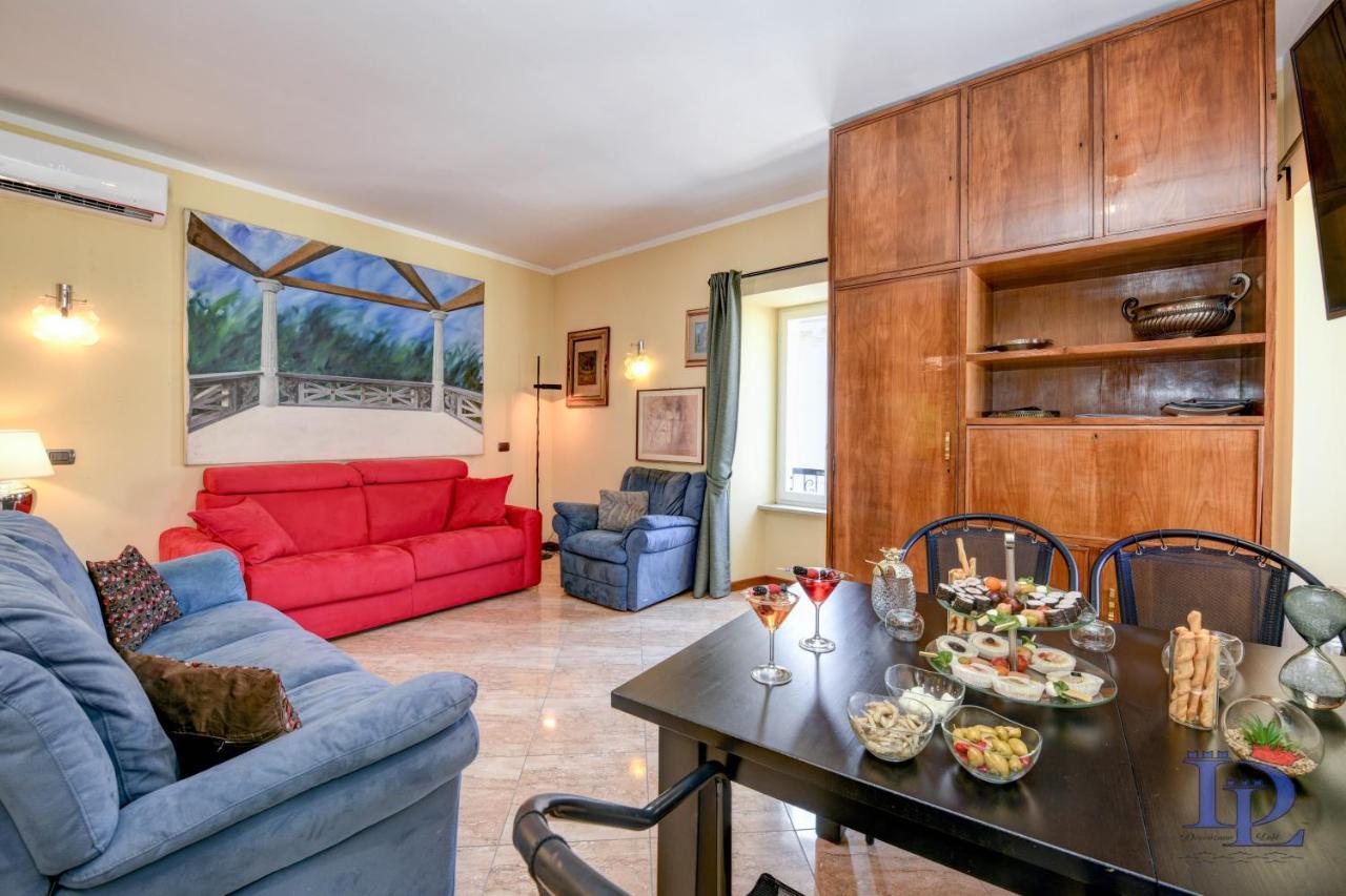 Desenzanoloft Official Partner Marriott Homes & Villas - Queen Of Sirmione Castle View Bagian luar foto