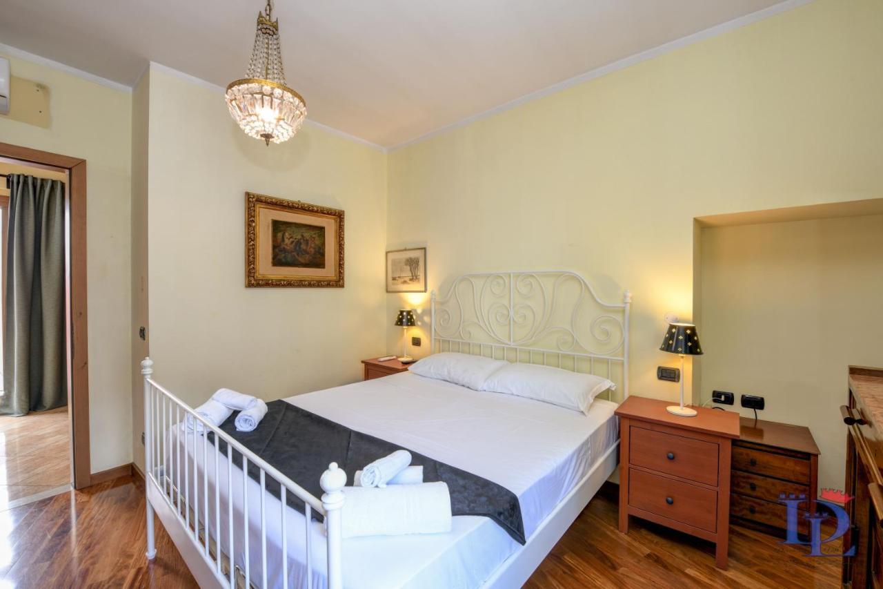 Desenzanoloft Official Partner Marriott Homes & Villas - Queen Of Sirmione Castle View Bagian luar foto